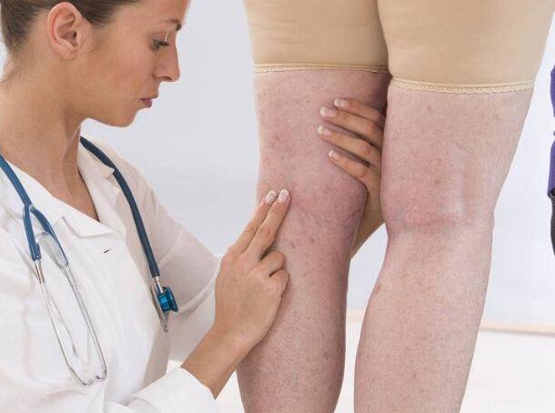 大腿麻木是什么原因造成的?哈尔滨哪家医院看腿脚麻好