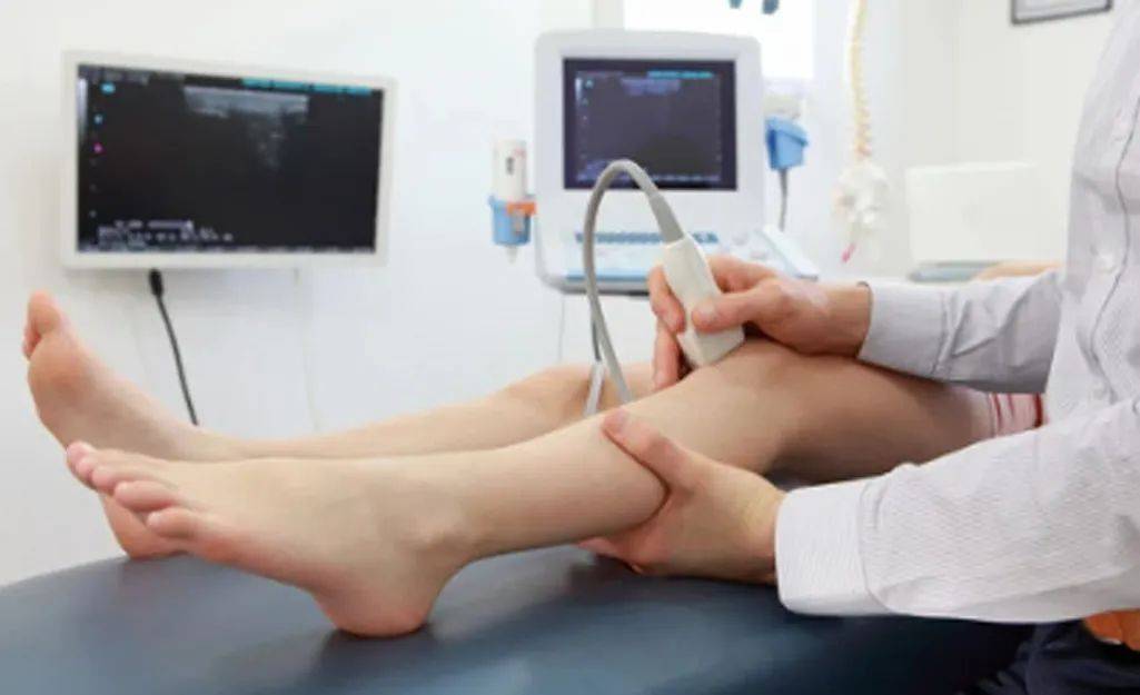 脚开始烂了是什么原因造成的?早期筛查太重要哈尔滨糖尿病足医院,哈尔滨糖尿病足哪里治疗的好